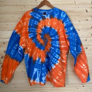 NEW GILDAN Tie Dye Crewneck Sweatshirt Unisex XL Ballfield Blue & Orange Spiral